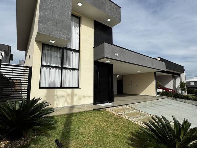 #197 - Casa para Venda em Itupeva - SP