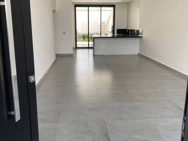 #31 - Casa em condomínio para Venda em Itupeva - SP