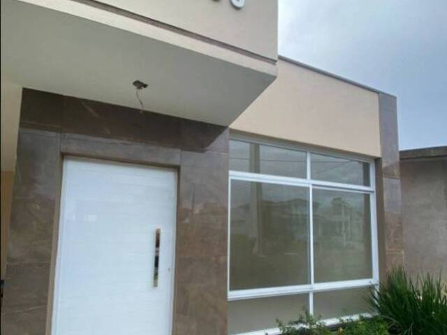 #73 - Casa em condomínio para Venda em Cabreúva - SP