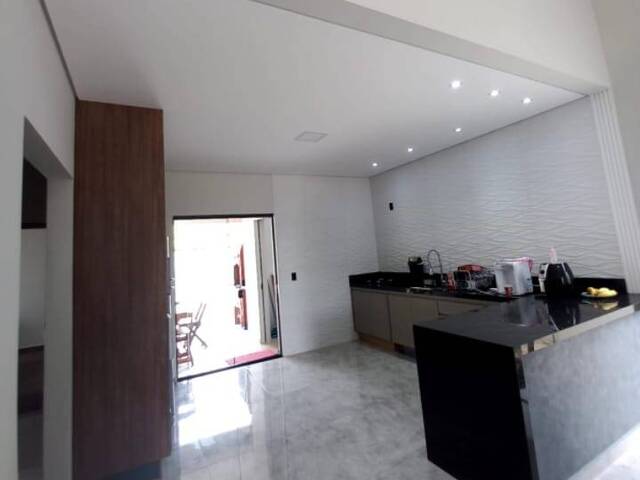 #90 - Casa em condomínio para Venda em Itupeva - SP
