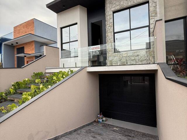#174 - Casa para Venda em Indaiatuba - SP