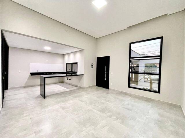 #219 - Casa para Venda em Indaiatuba - SP