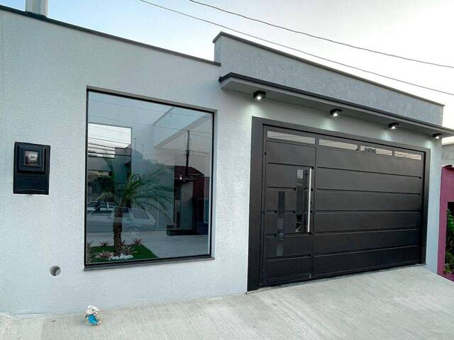 #219 - Casa para Venda em Indaiatuba - SP